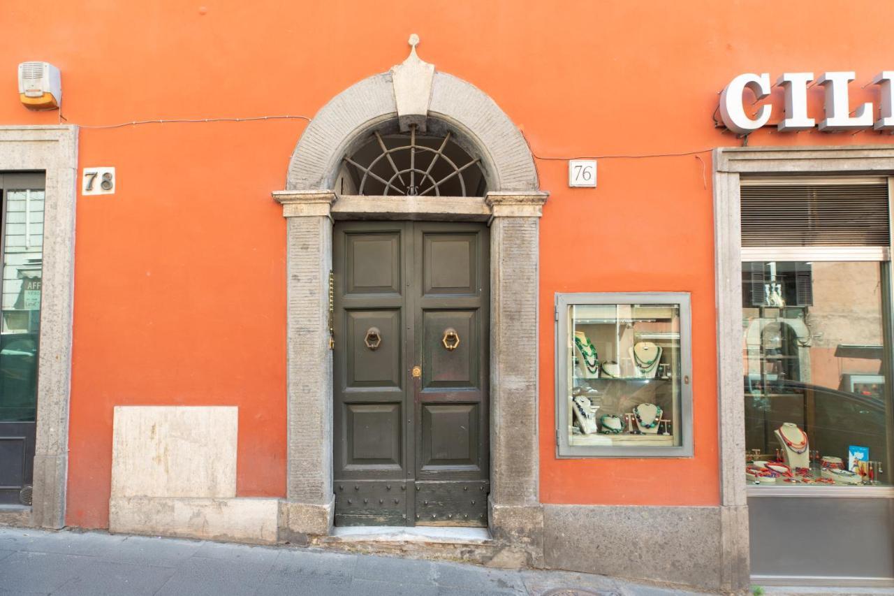 Appartement Iflat Bright Near Piazza Di Spagna